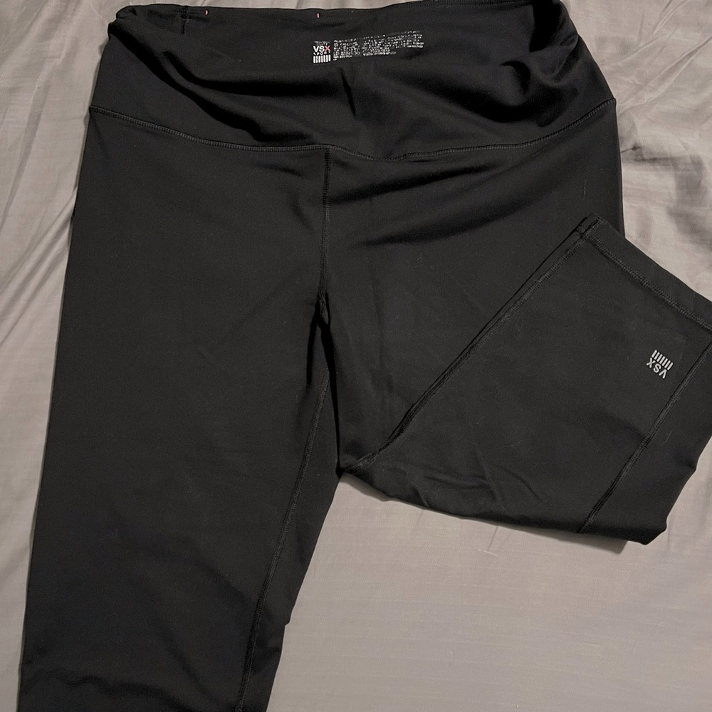 Women’s Victoria’s Secret Crop Capris